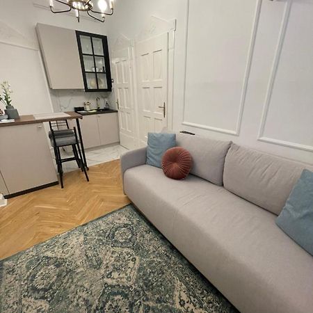 Apartman Vasia Subotica Buitenkant foto